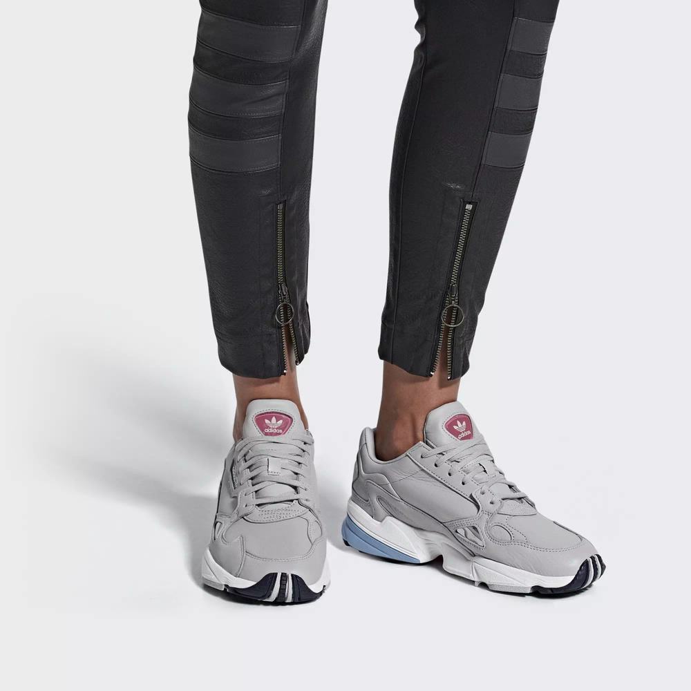Adidas Falcon Tenis Grises Para Mujer (MX-80761)